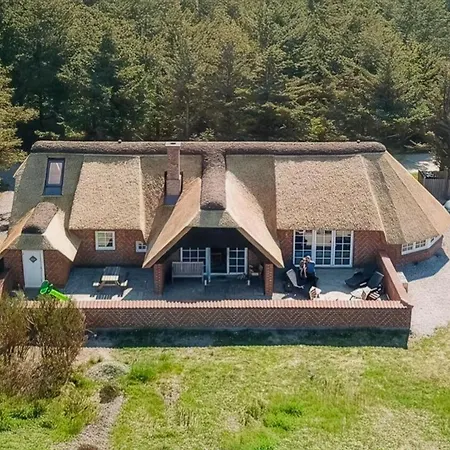Thatched House With Spa, Sauna, And Pool - Sj590 別荘