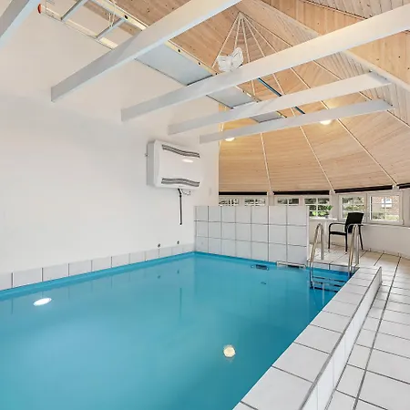 Thatched House With Spa, Sauna, And Pool - Sj590 *