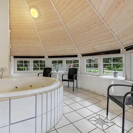 Thatched House With Spa, Sauna, And Pool - Sj590